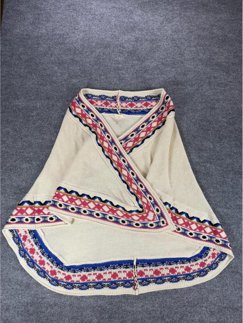 En Creme Knit Shawl Colorful Pattern‎ Wrap, Small - Boho, Poncho, Southwest